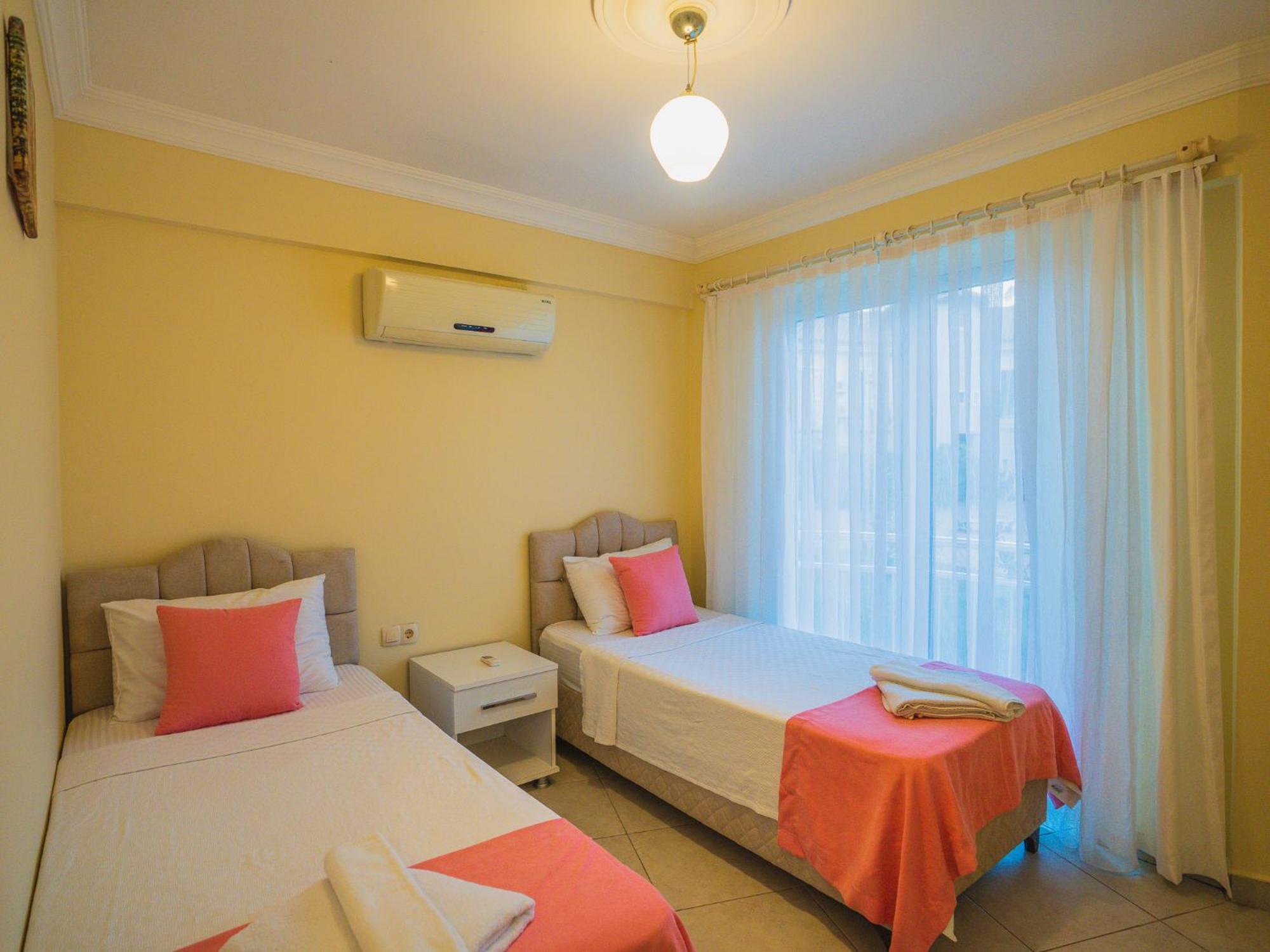 Sunset Beach Club Aqua Lettings 페티예 외부 사진