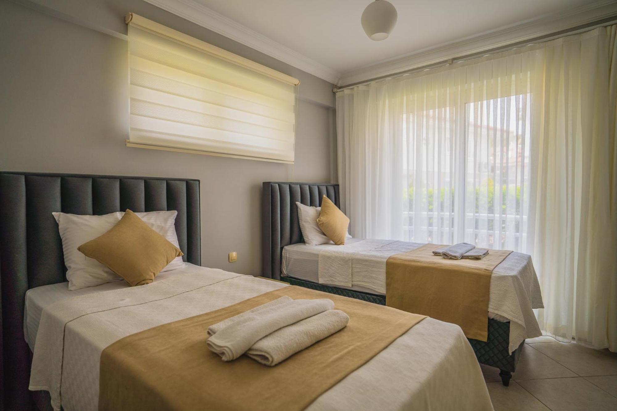 Sunset Beach Club Aqua Lettings 페티예 외부 사진