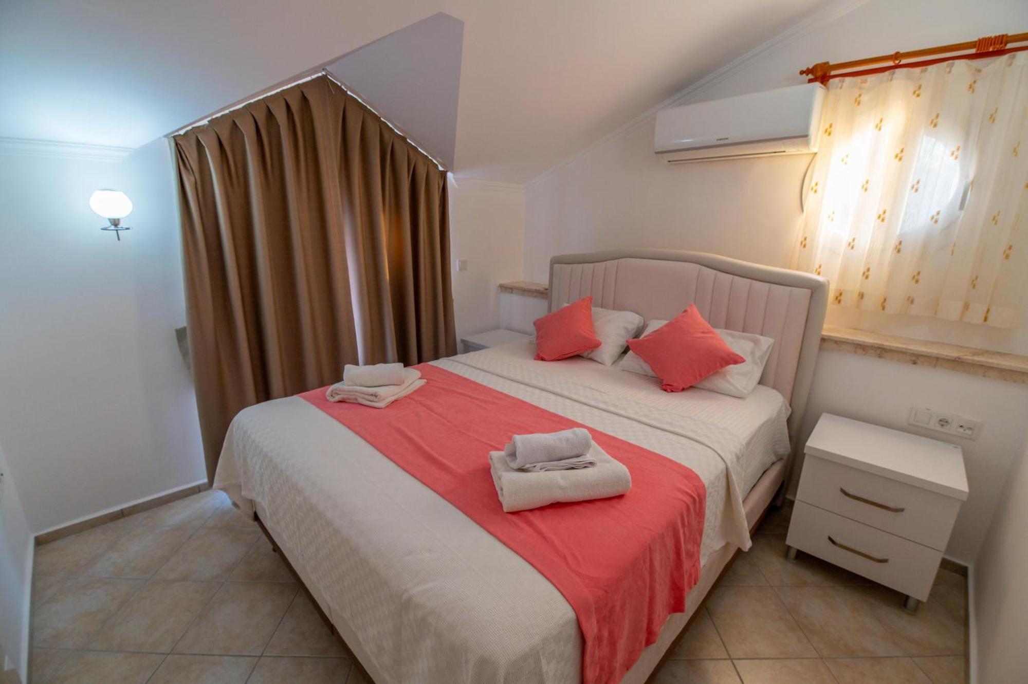 Sunset Beach Club Aqua Lettings 페티예 외부 사진