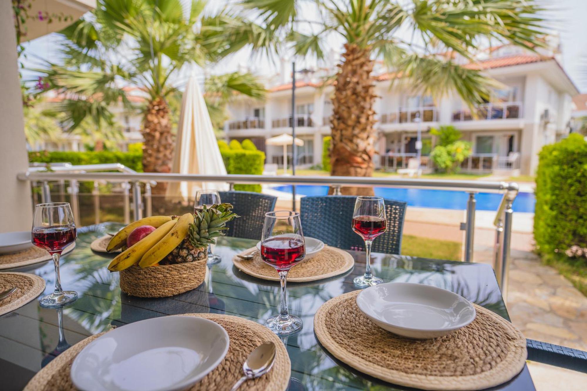 Sunset Beach Club Aqua Lettings 페티예 외부 사진